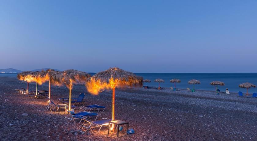 Cristelia Seafront & Pool Villa Lakhania Dış mekan fotoğraf