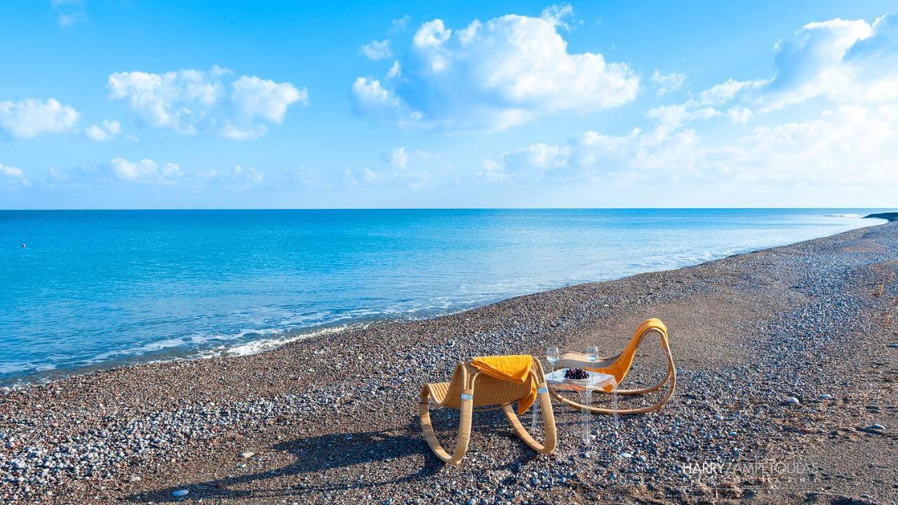Cristelia Seafront & Pool Villa Lakhania Dış mekan fotoğraf