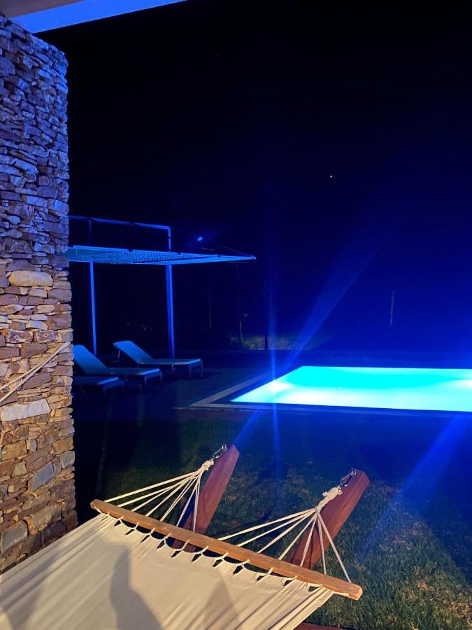 Cristelia Seafront & Pool Villa Lakhania Dış mekan fotoğraf