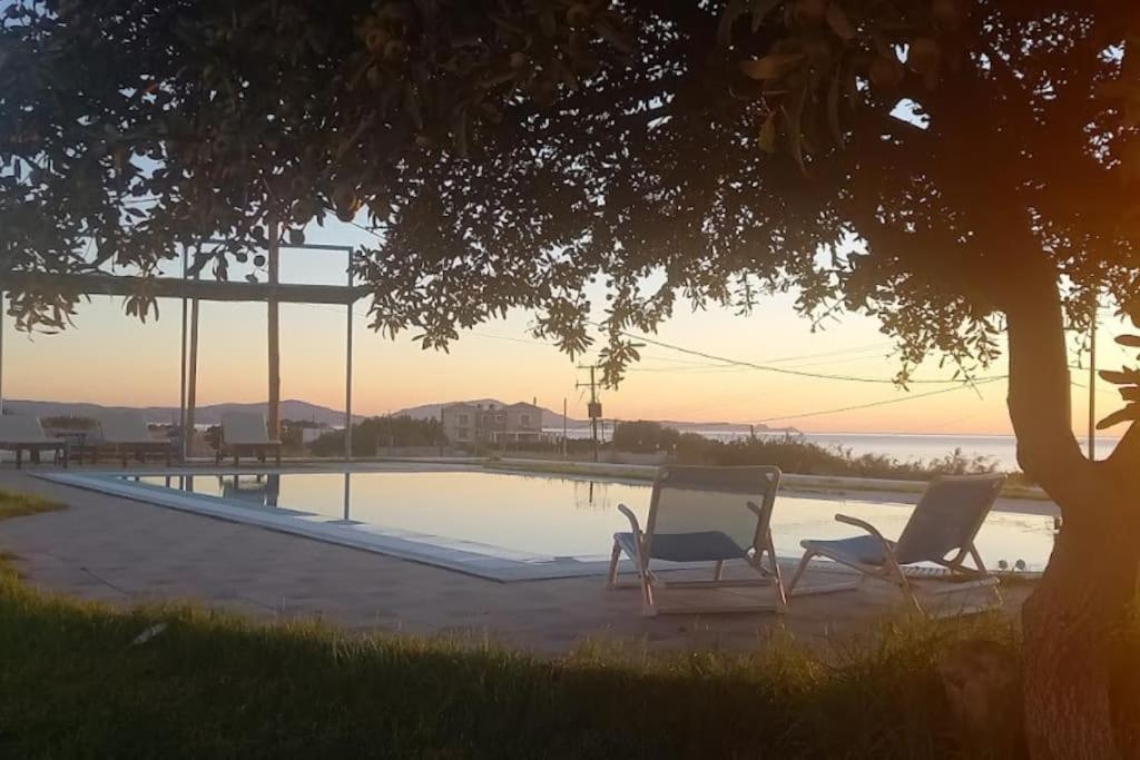 Cristelia Seafront & Pool Villa Lakhania Dış mekan fotoğraf