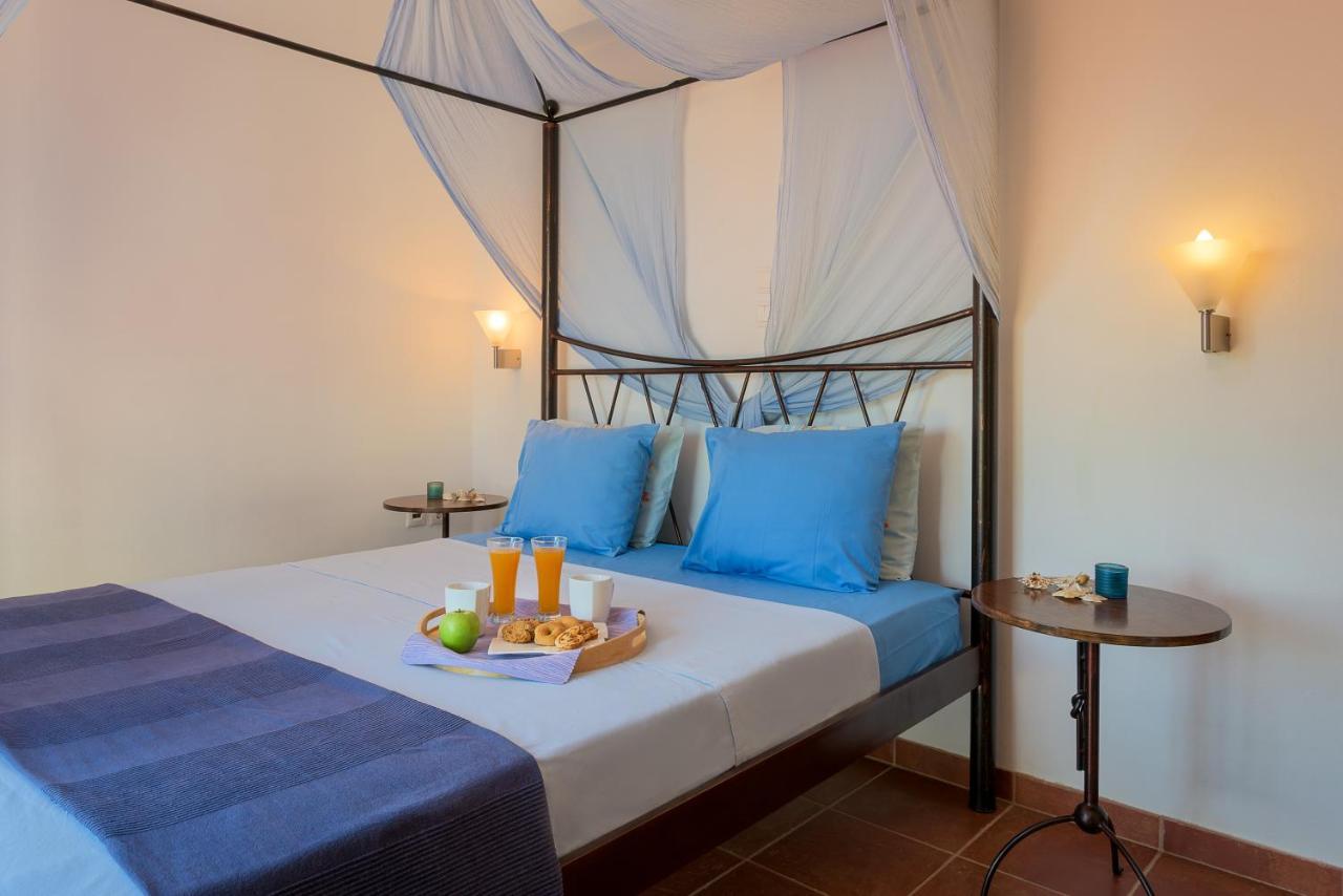 Cristelia Seafront & Pool Villa Lakhania Dış mekan fotoğraf