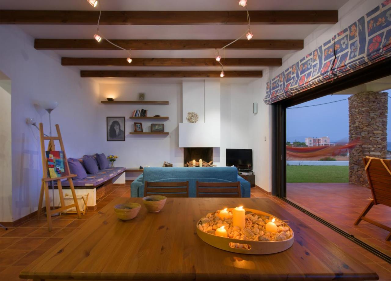 Cristelia Seafront & Pool Villa Lakhania Dış mekan fotoğraf