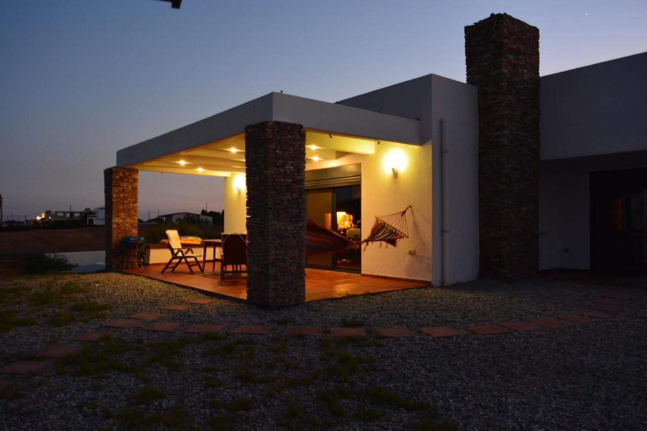 Cristelia Seafront & Pool Villa Lakhania Dış mekan fotoğraf